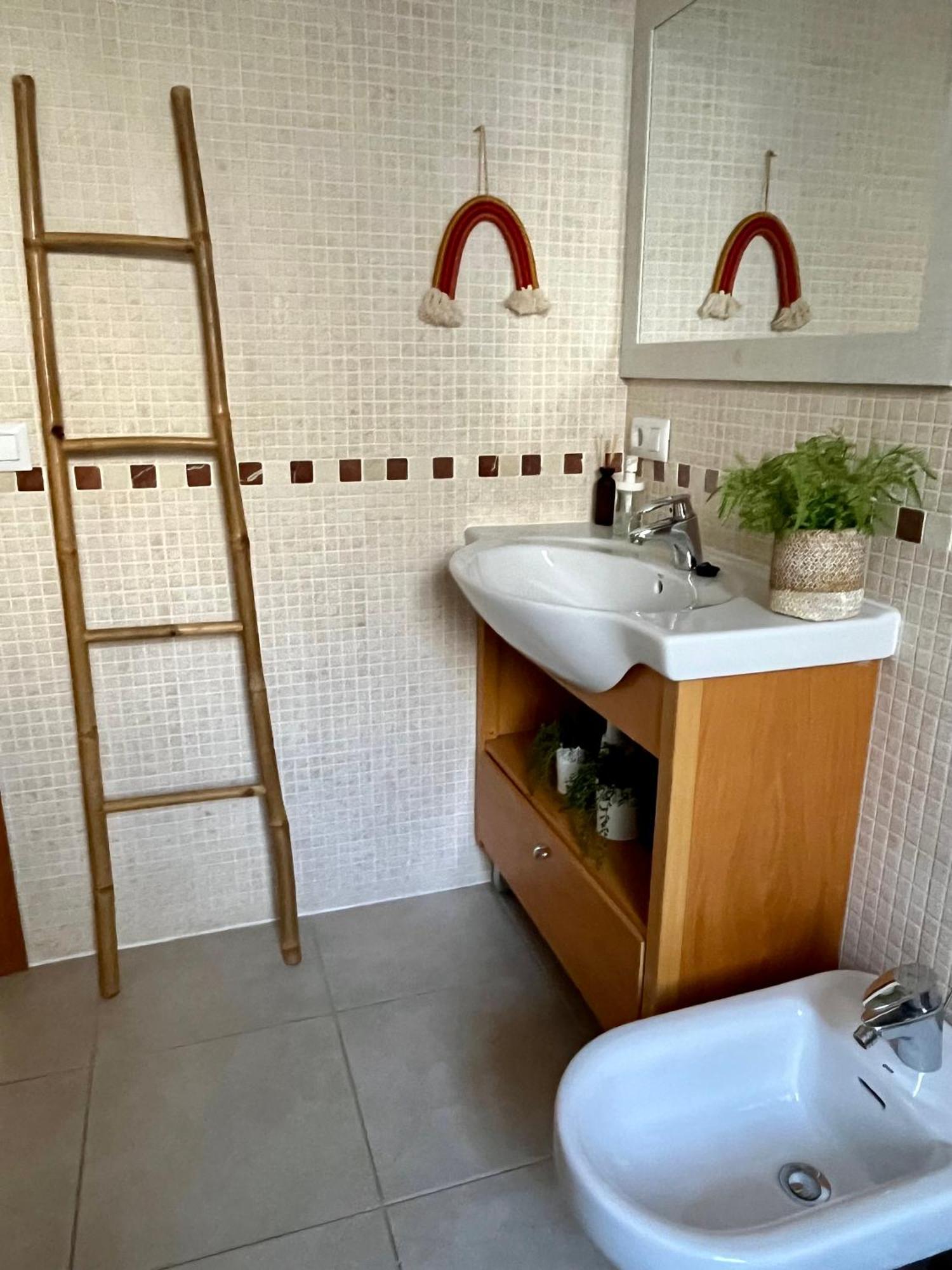 Apartament Sony Дения Екстериор снимка